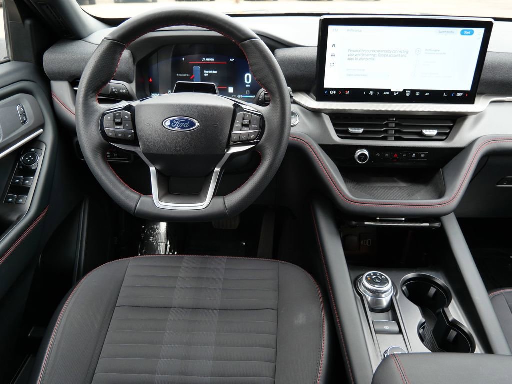 Certified 2025 Ford Explorer ST-Line w/ ST-Line Street Pack AWD/4WD image 13