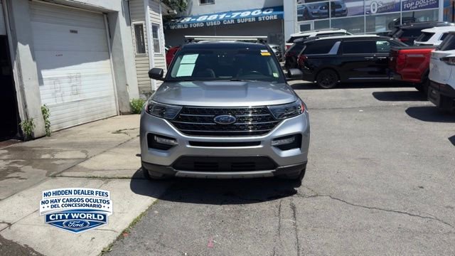 Certified 2020 Ford Explorer XLT w/ Equipment Group 202A AWD/4WD image 5