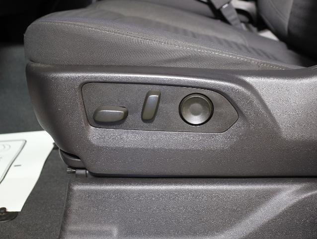 Used 2023 Chevrolet Silverado 1500 LT image 21