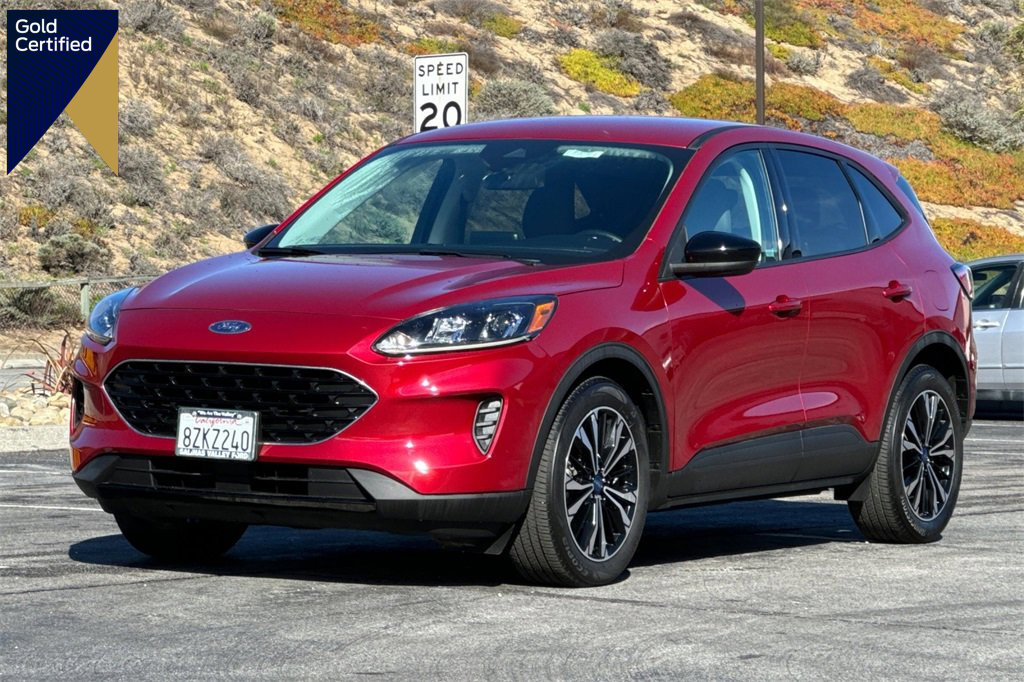 Certified 2021 Ford Escape SE w/ SE Sport Appearance Package