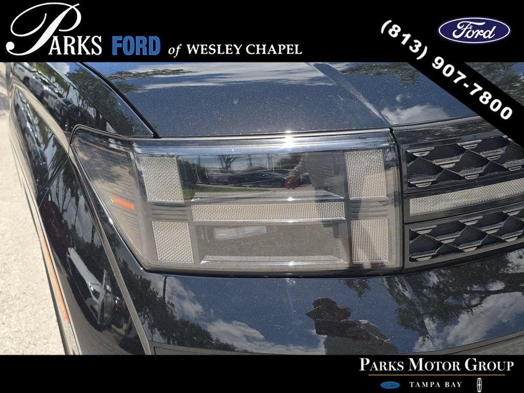 Used 2025 Hyundai Santa Fe Calligraphy AWD/4WD image 7