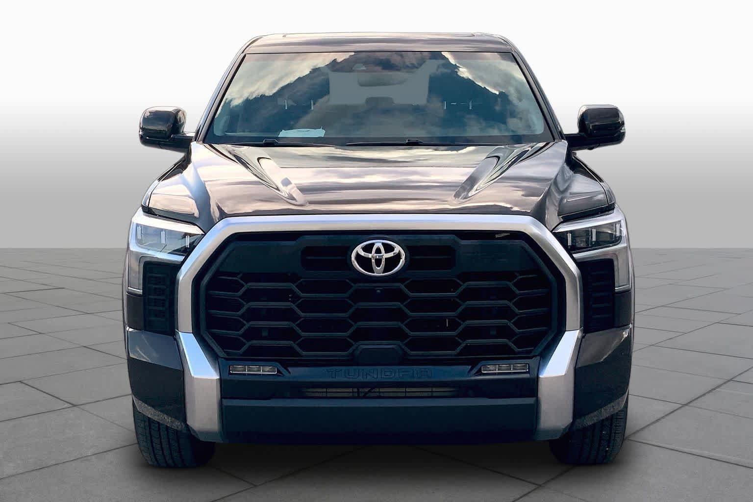 Used 2022 Toyota Tundra Limited w/ TRD Off-Road Package RWD image 4