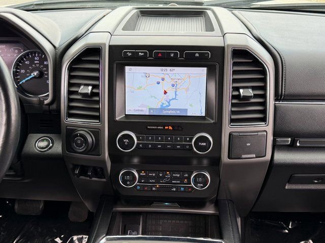 Certified 2021 Ford Expedition XLT AWD/4WD image 3