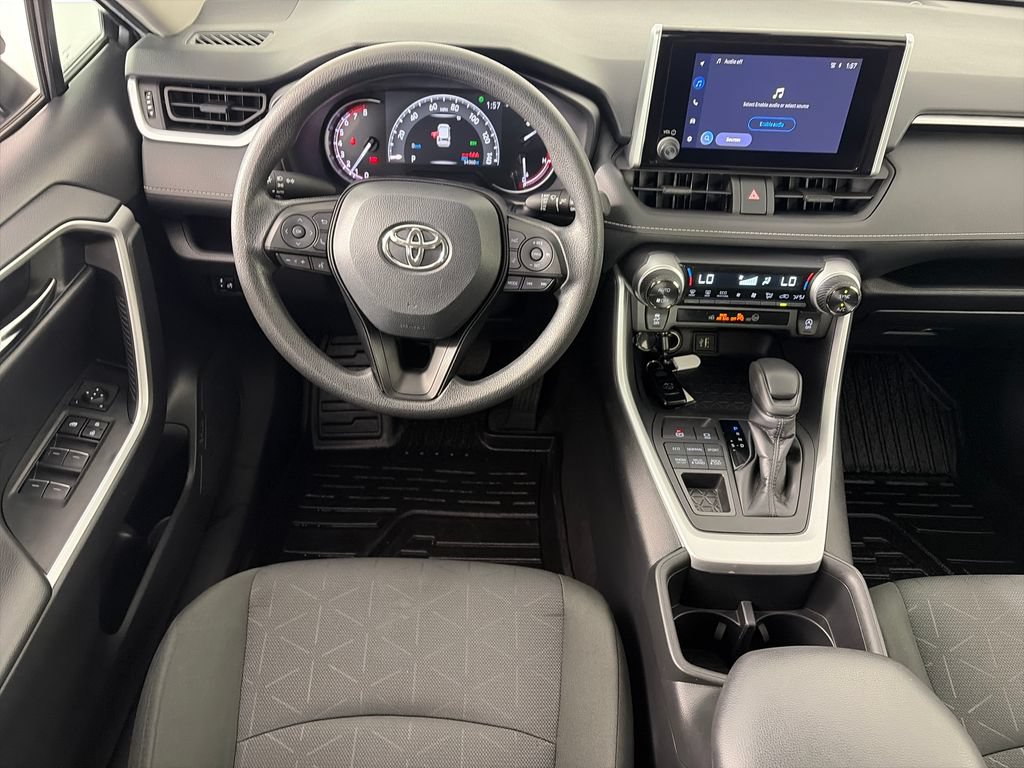 Used 2024 Toyota RAV4 XLE AWD/4WD image 12