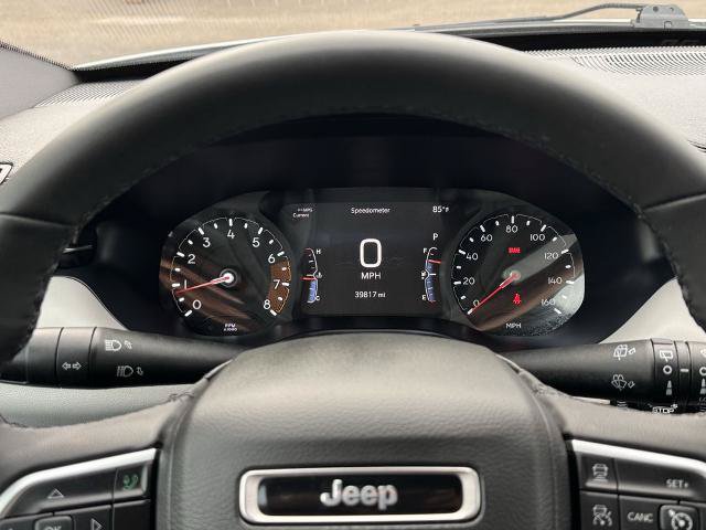 Used 2025 Jeep Compass Limited AWD/4WD image 21