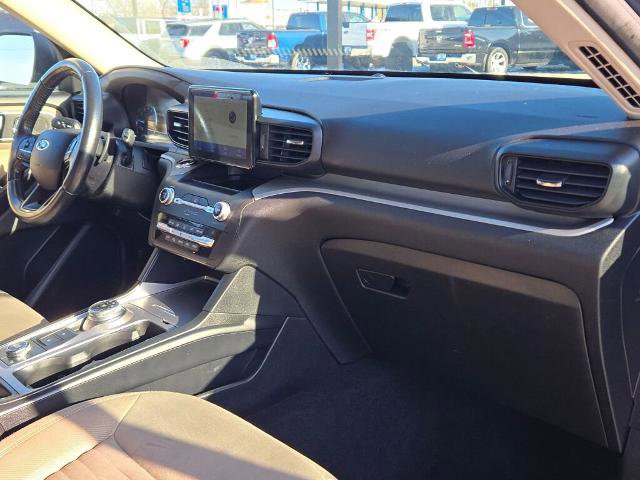 Certified 2020 Ford Explorer XLT image 6