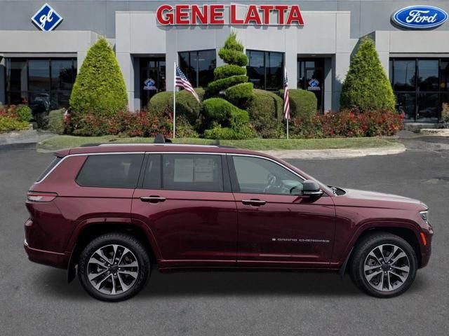 Used 2021 Jeep Grand Cherokee L Overland w/ Luxury Tech Group IV image 6