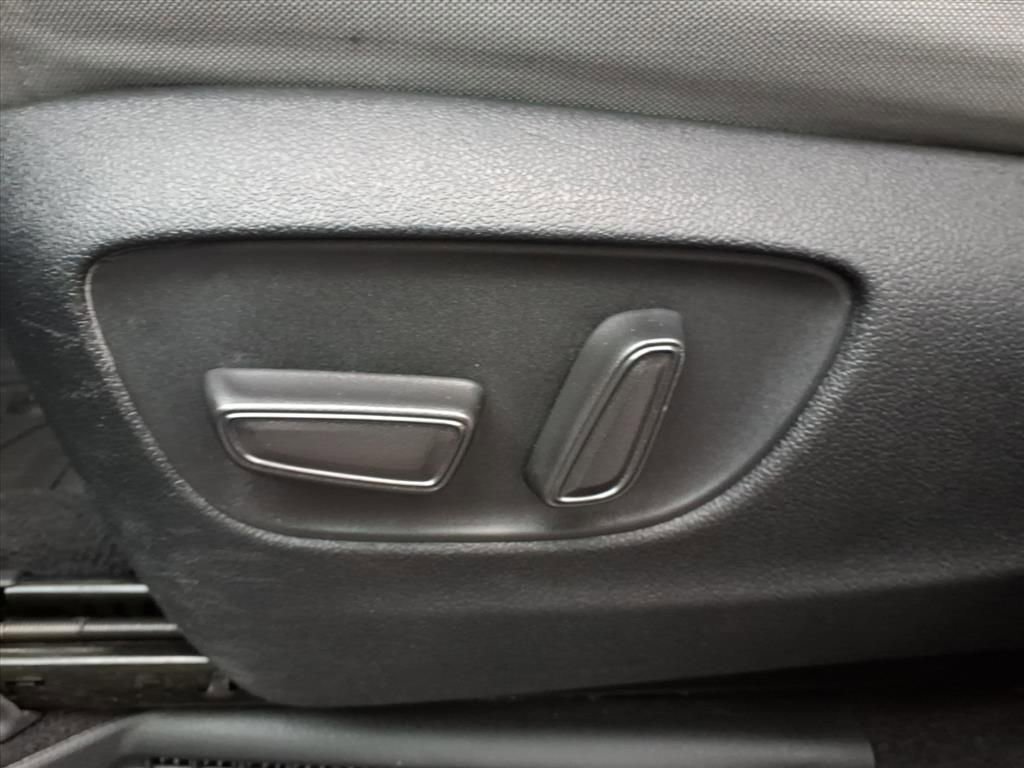 Used 2022 Toyota Sienna LE image 24