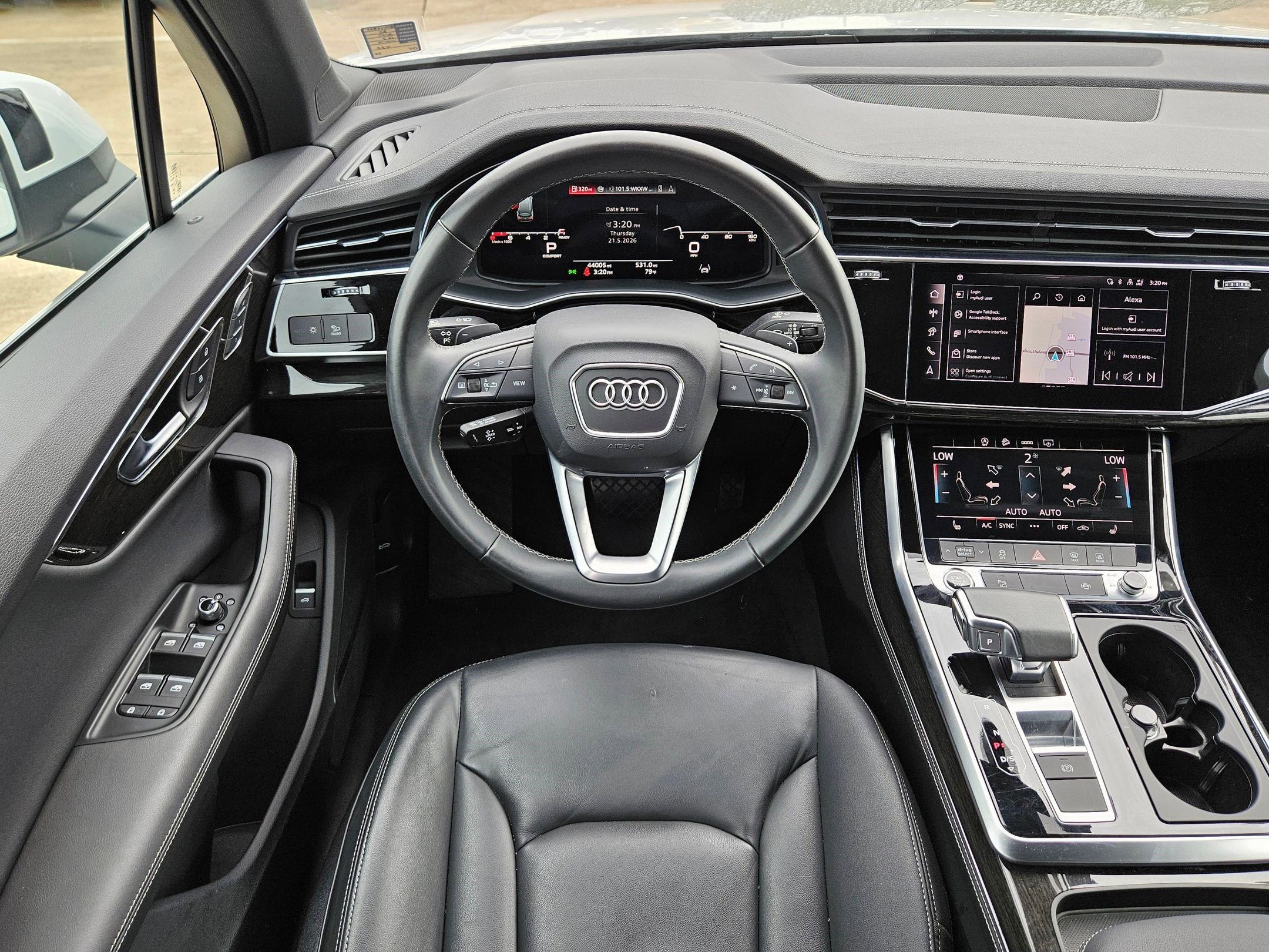 Used 2025 Audi Q7 3.0T Premium Plus AWD/4WD image 28