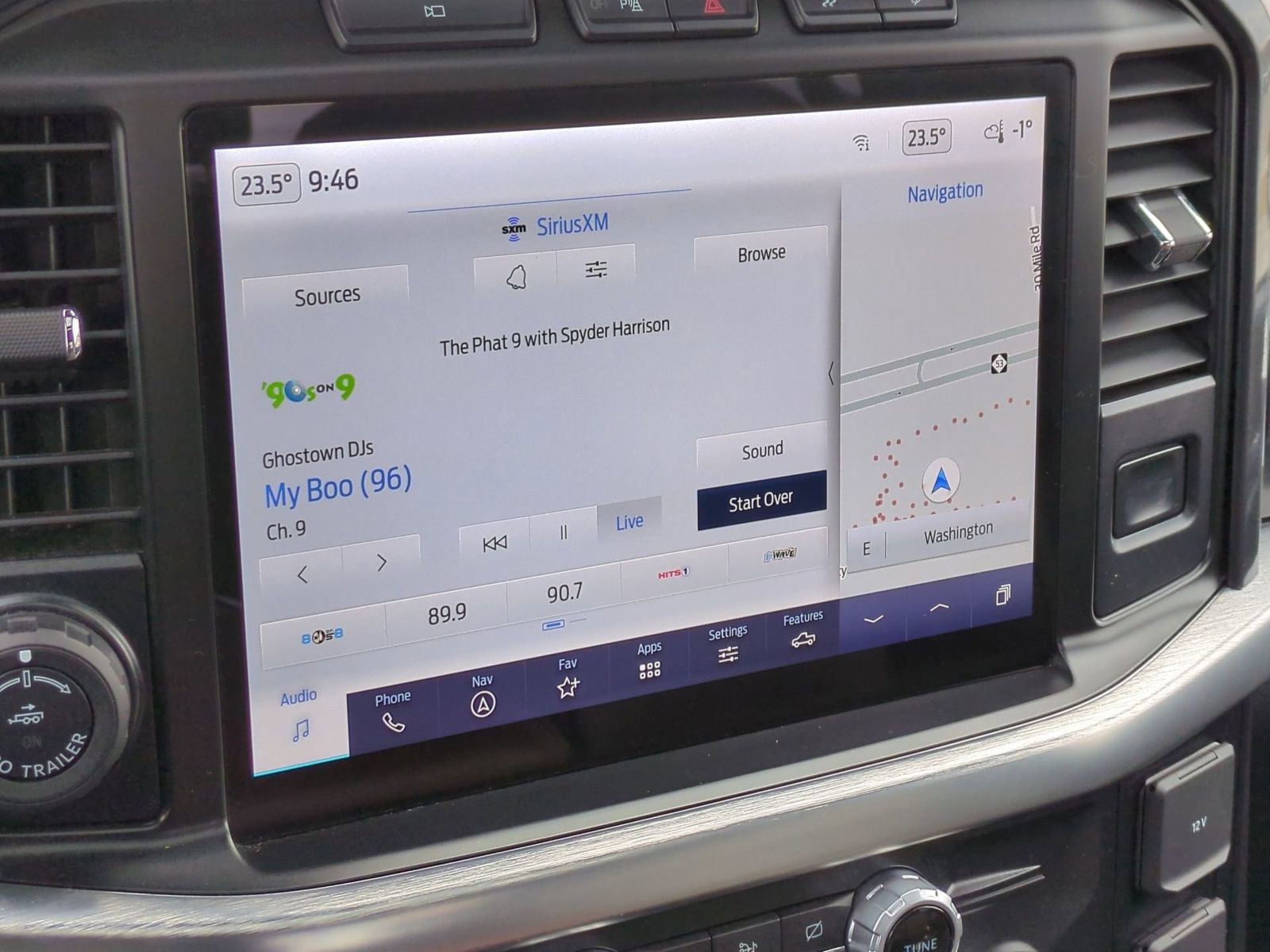 Certified 2023 Ford F150 Lariat w/ Equipment Group 502A High image 34