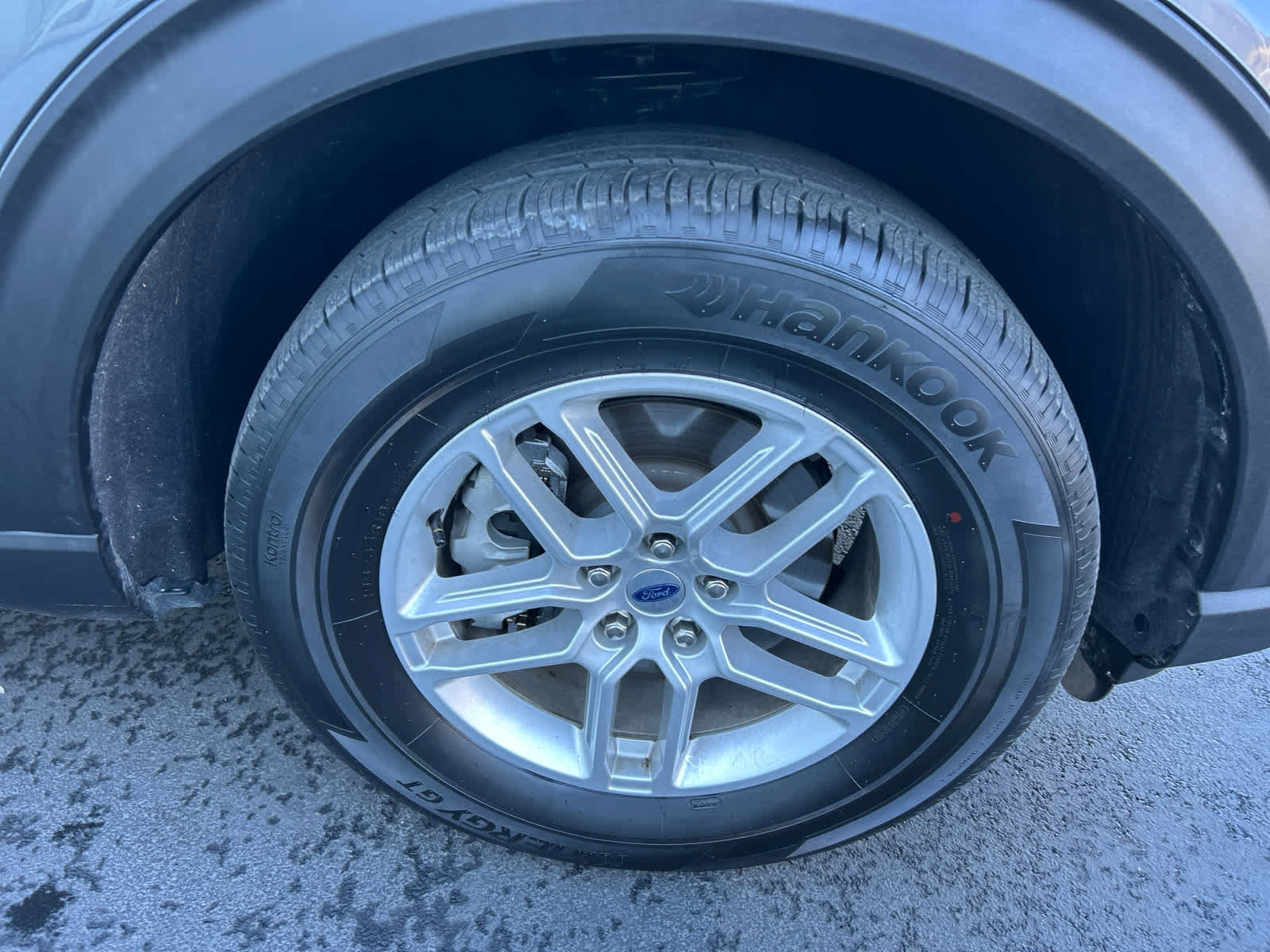 Certified 2025 Ford Explorer Active image 15