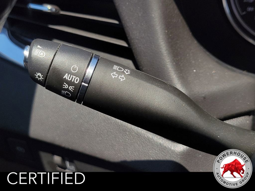 Used 2023 Buick Enclave Essence FWD image 32
