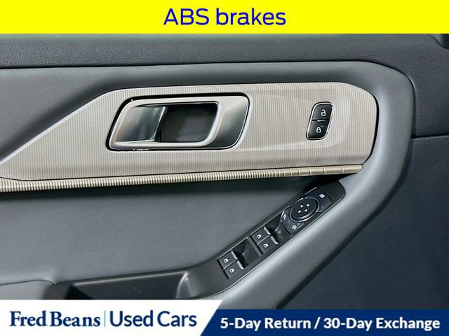 Certified 2025 Ford Explorer Active image 24