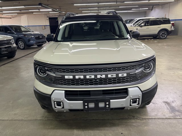 Certified 2025 Ford Bronco Sport Badlands AWD/4WD image 8