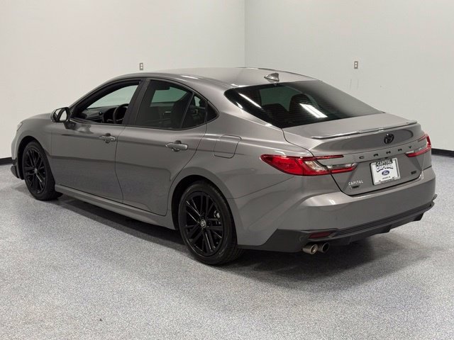 Used 2025 Toyota Camry SE FWD image 10