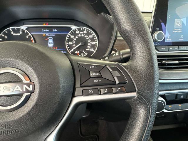 Used 2025 Nissan Altima 2.5 SV FWD image 28
