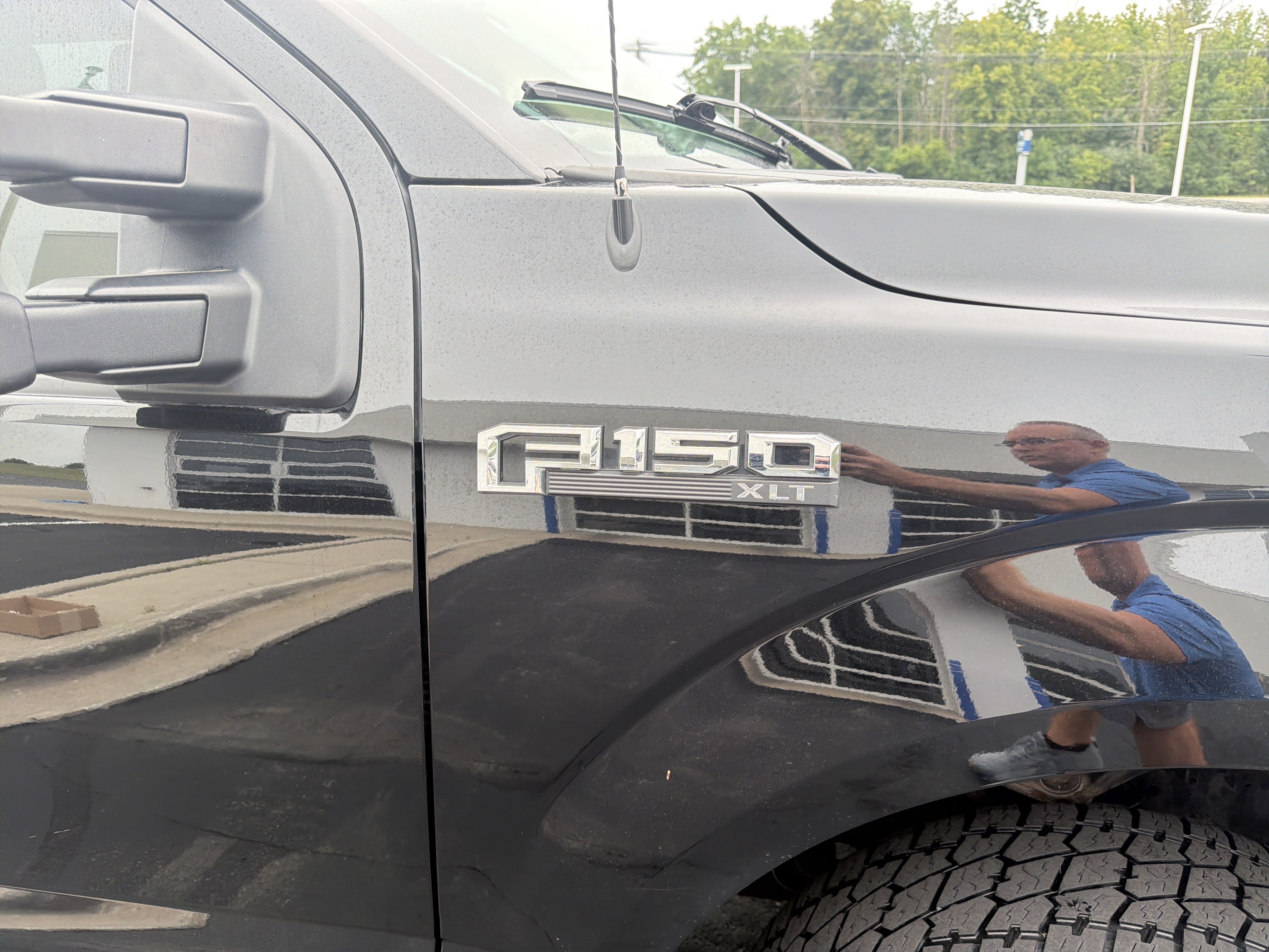Certified 2018 Ford F150 XLT w/ Equipment Group 302A Luxury AWD/4WD image 8