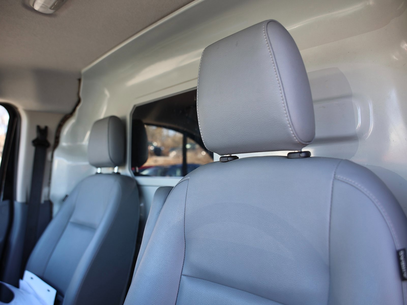 Certified 2019 Ford Transit 150 130 Low Roof image 17