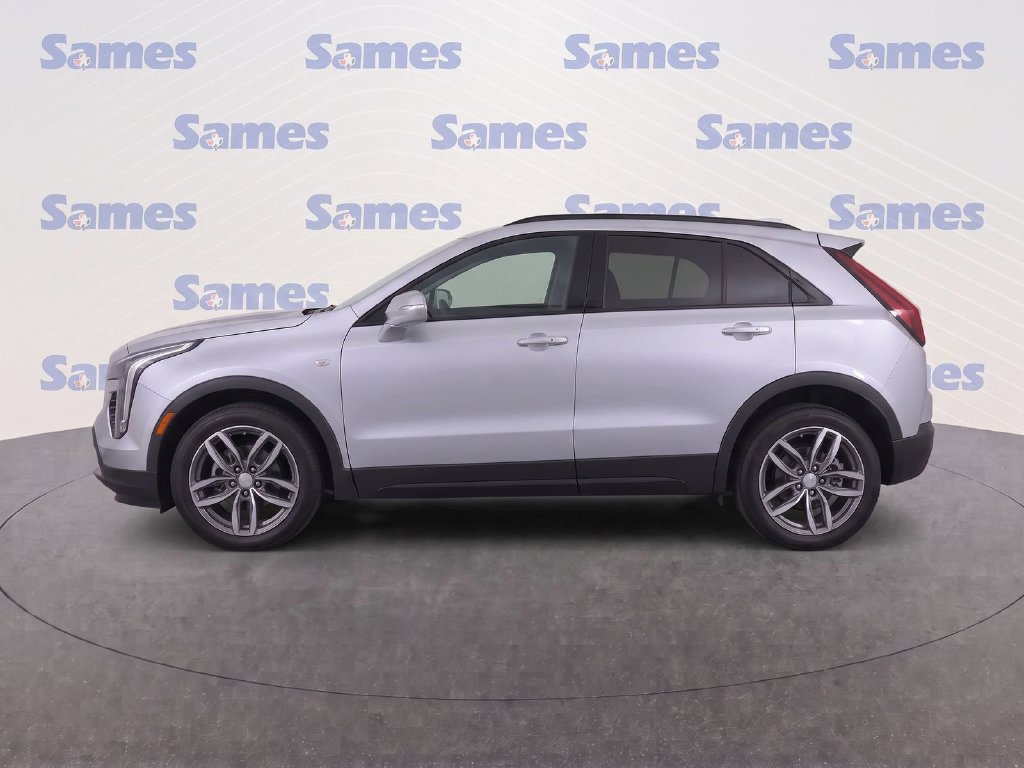 Used 2023 Cadillac XT4 Sport w/ Enhanced Visibility Package FWD image 7