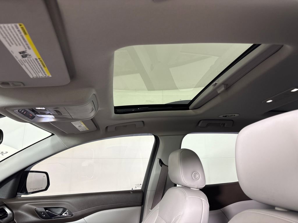 Used 2019 GMC Acadia SLT AWD/4WD image 36