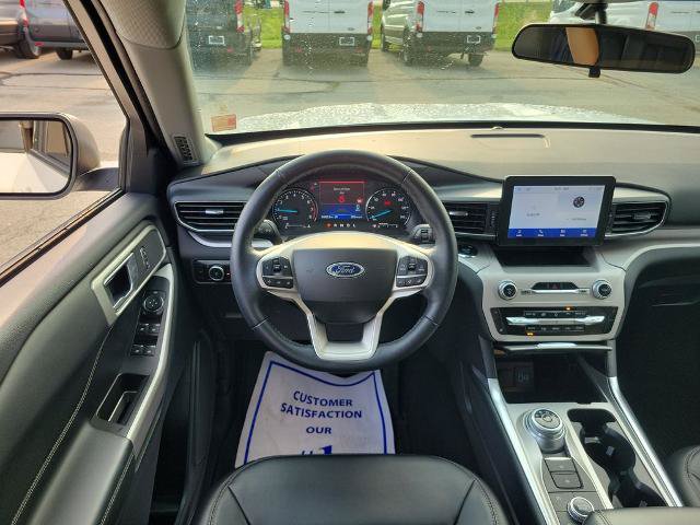 Certified 2024 Ford Explorer XLT w/ Equipment Group 202A AWD/4WD image 14