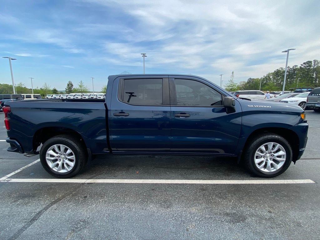 Used 2020 Chevrolet Silverado 1500 Custom w/ Custom Value Package image 6