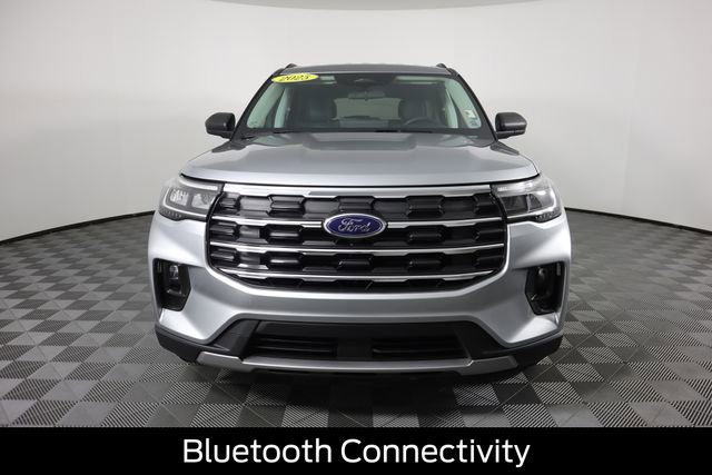 Certified 2025 Ford Explorer Active w/ Active Comfort Package image 9