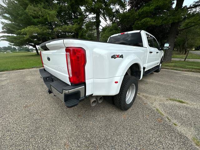 Certified 2025 Ford F350 XLT AWD/4WD image 9