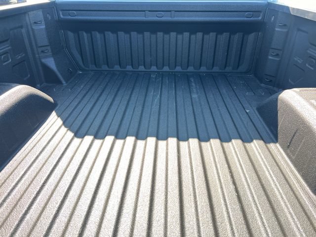 Used 2023 Chevrolet Silverado 1500 LTZ AWD/4WD image 7