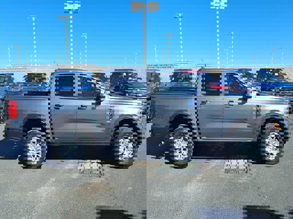 Certified 2025 Ford Ranger XL image 4