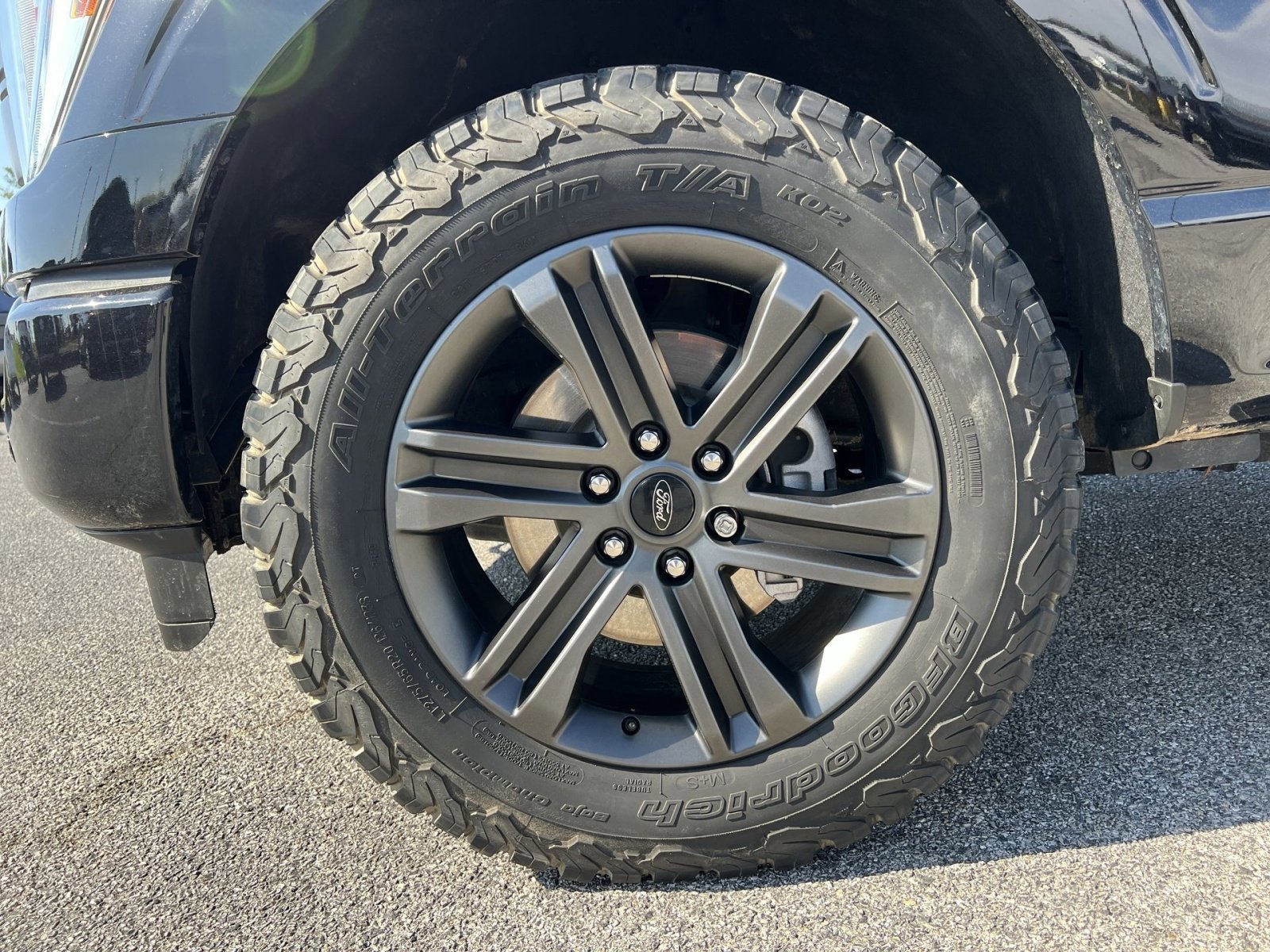 Certified 2022 Ford F150 Lariat w/ Equipment Group 502A High image 12