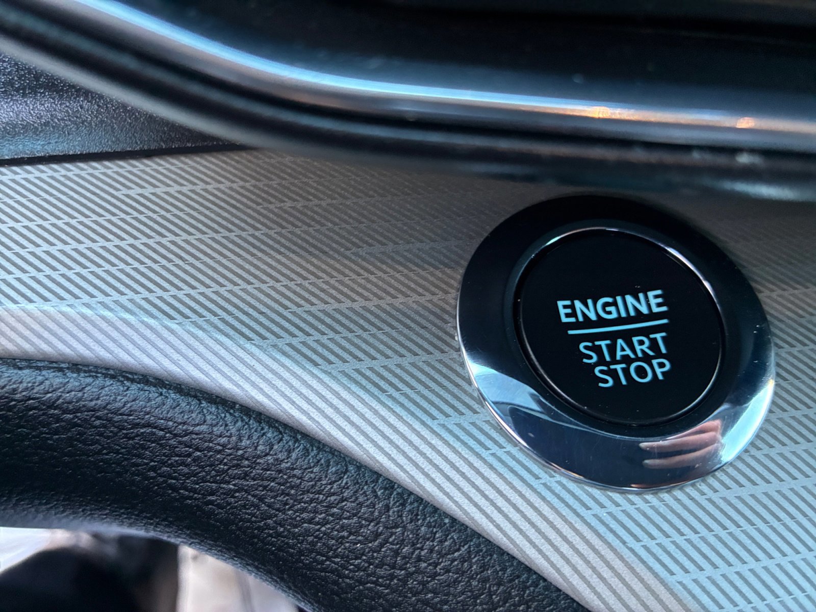 Certified 2023 Ford Explorer XLT w/ Equipment Group 202A image 21