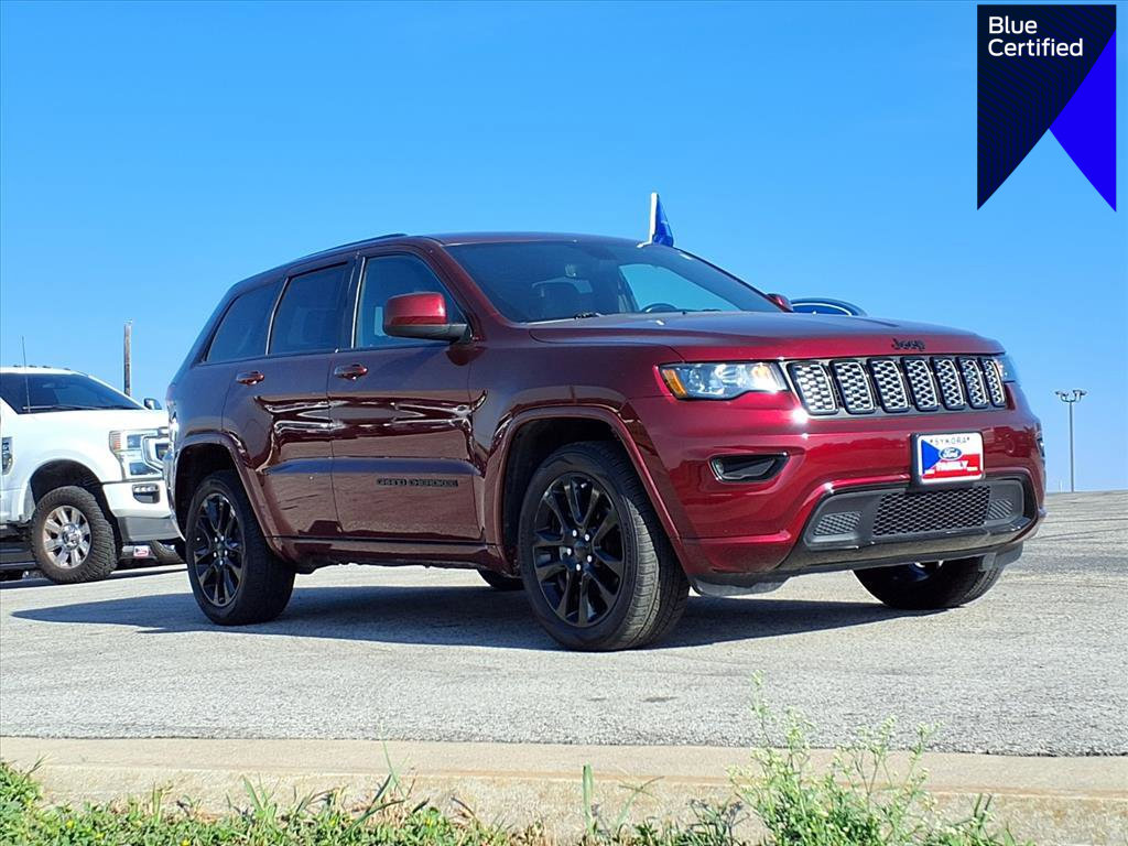 Used 2020 Jeep Grand Cherokee Altitude image 1