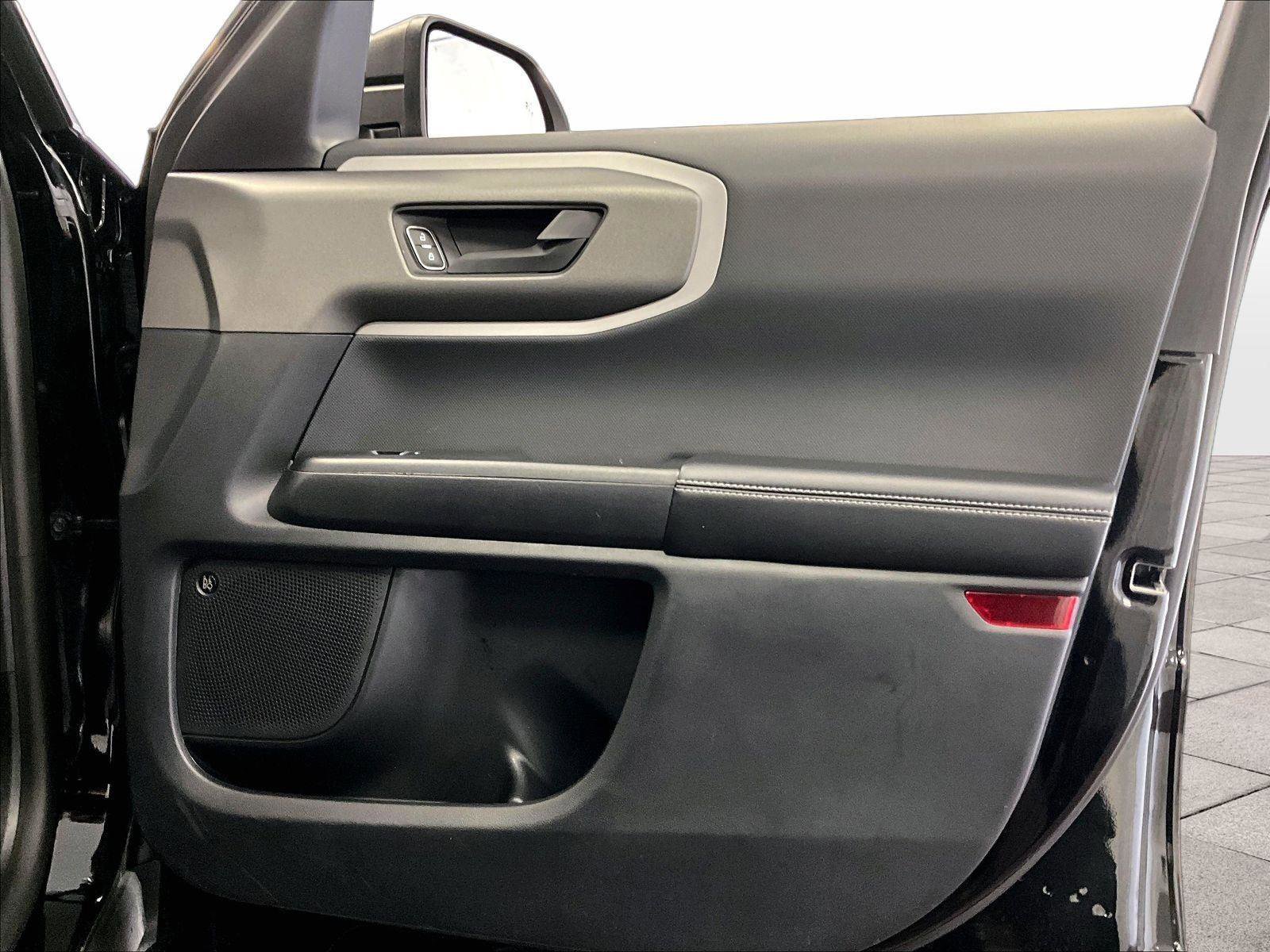 Certified 2025 Ford Bronco Sport Outer Banks w/ Outer Banks Tech Package+ image 23