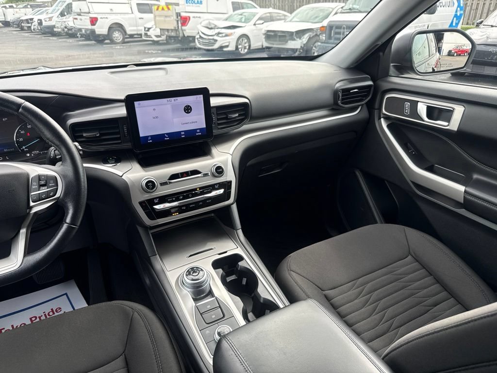 Certified 2021 Ford Explorer XLT AWD/4WD image 17