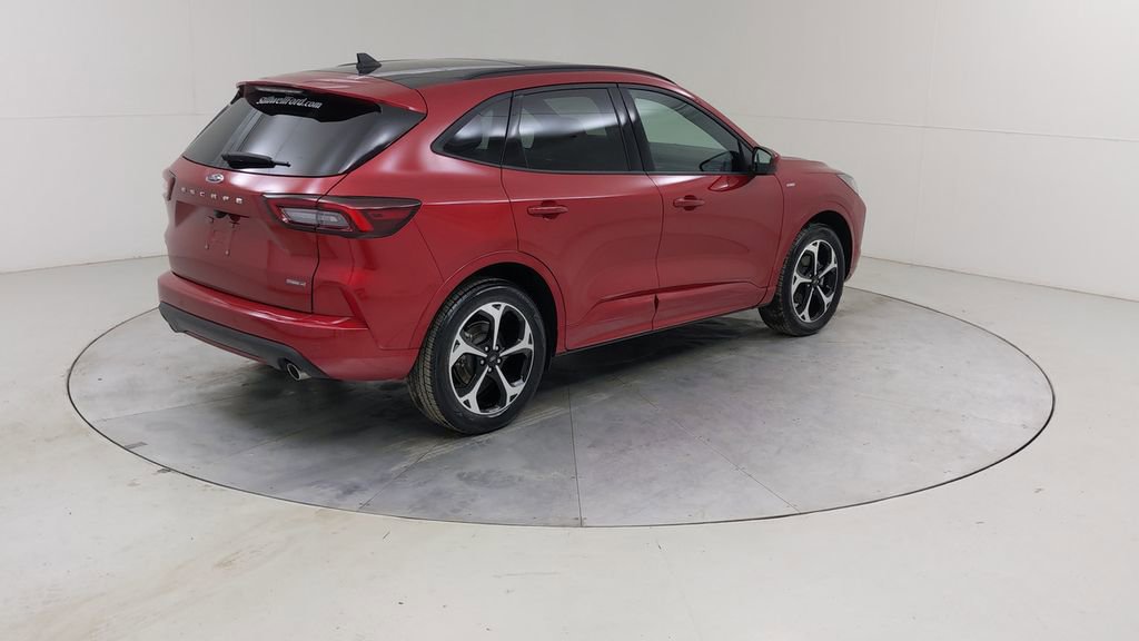 Certified 2025 Ford Escape ST-Line Elite image 14