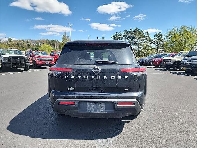 Used 2022 Nissan Pathfinder S AWD/4WD image 6