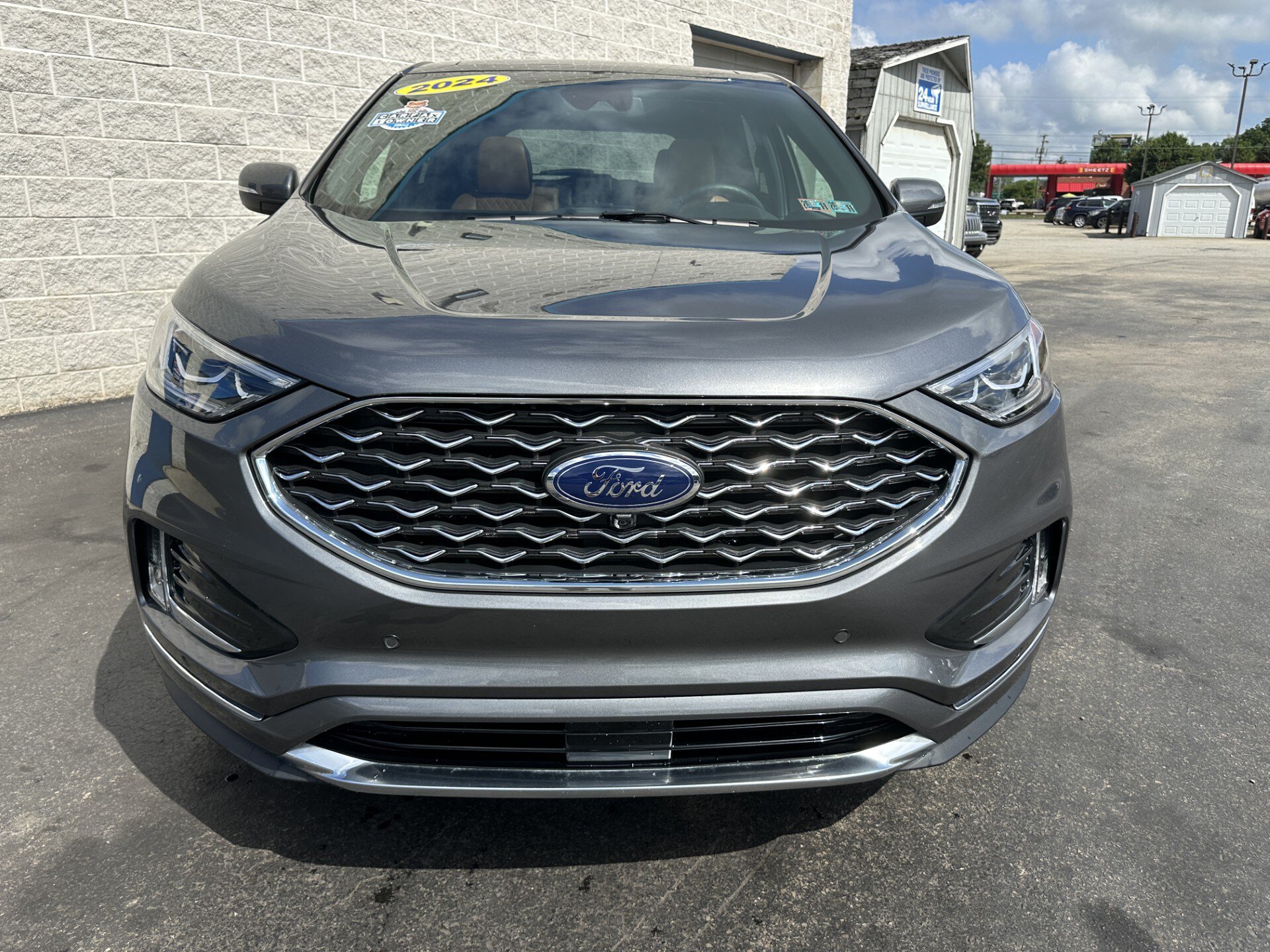 Certified 2024 Ford Edge Titanium w/ Titanium Elite Package AWD/4WD image 3