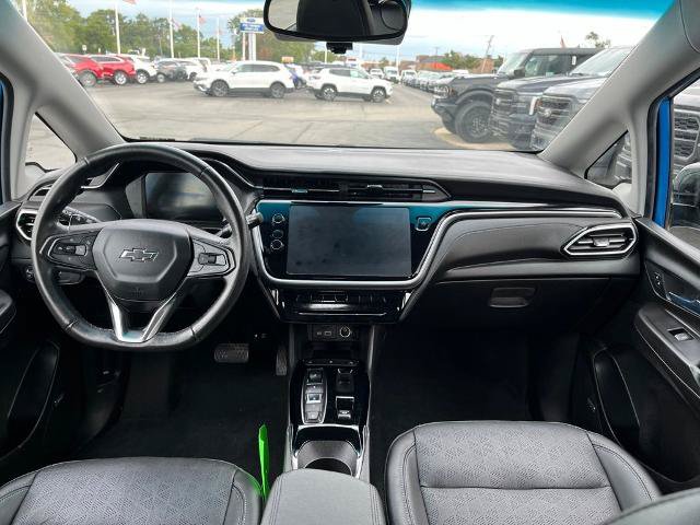 Used 2022 Chevrolet Bolt LT w/ Infotainment Package FWD image 16