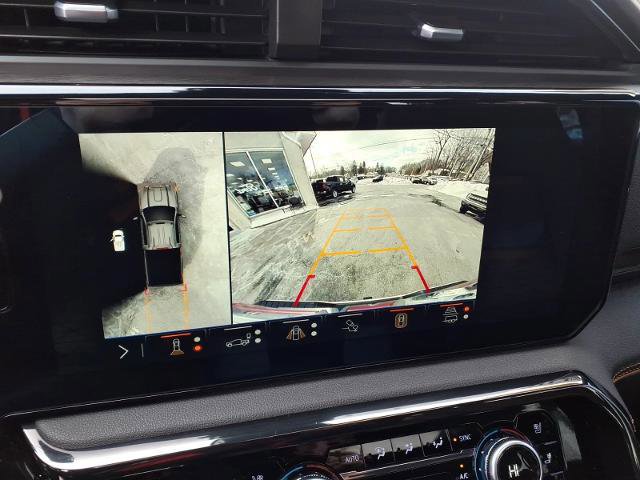 Used 2024 GMC Sierra 3500 AT4 w/ AT4 Premium Plus Package image 28