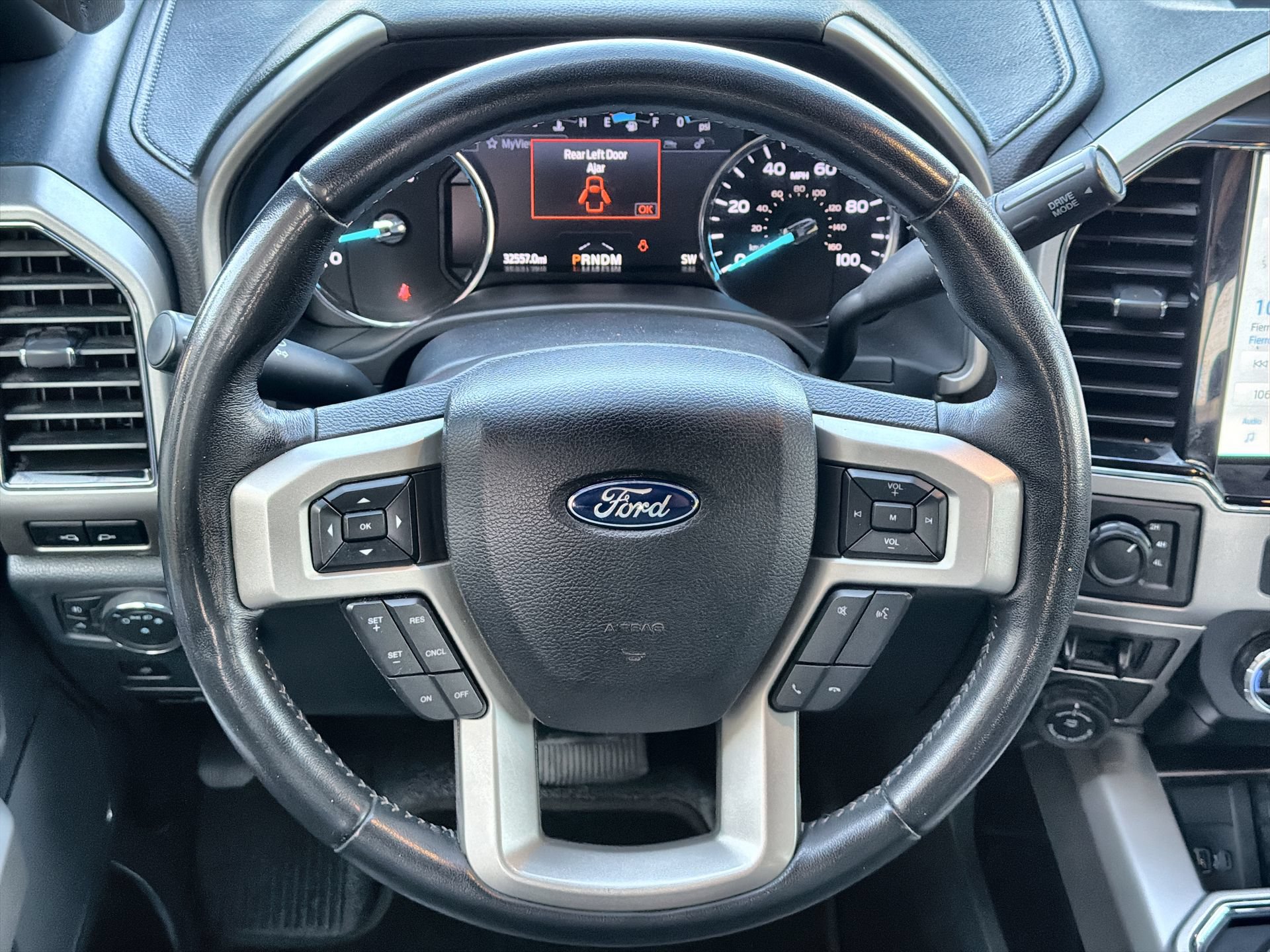 Certified 2022 Ford F250 Lariat w/ Lariat Ultimate Package AWD/4WD image 14