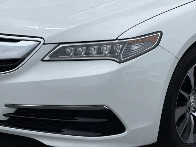 Used 2017 Acura TLX FWD image 16
