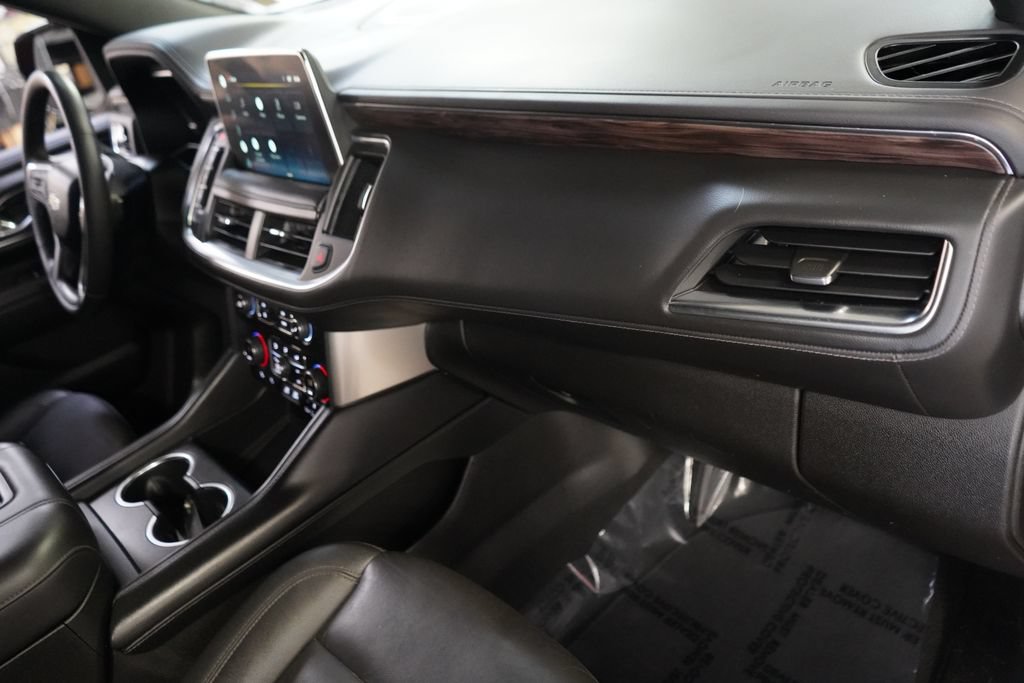 Used 2022 Chevrolet Tahoe LT w/ Luxury Package AWD/4WD image 19