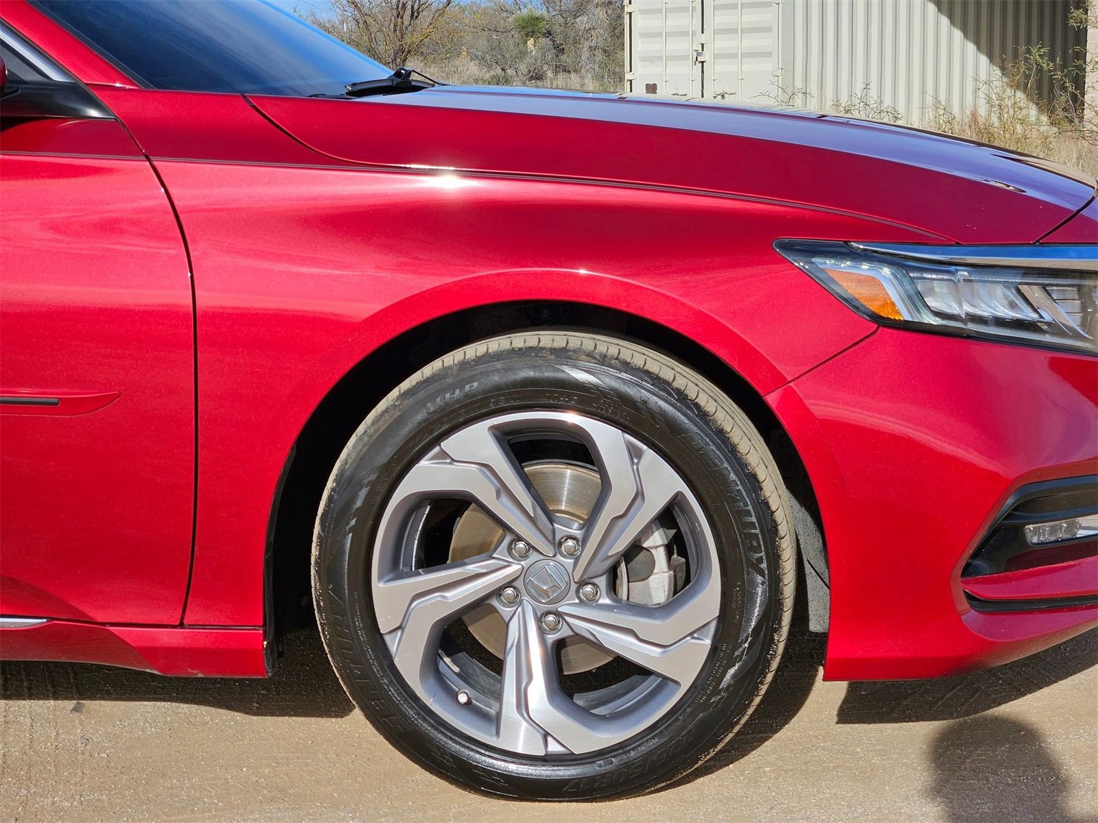 Used 2018 Honda Accord EX image 24