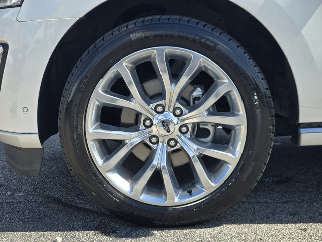Certified 2019 Ford Expedition Platinum RWD image 11