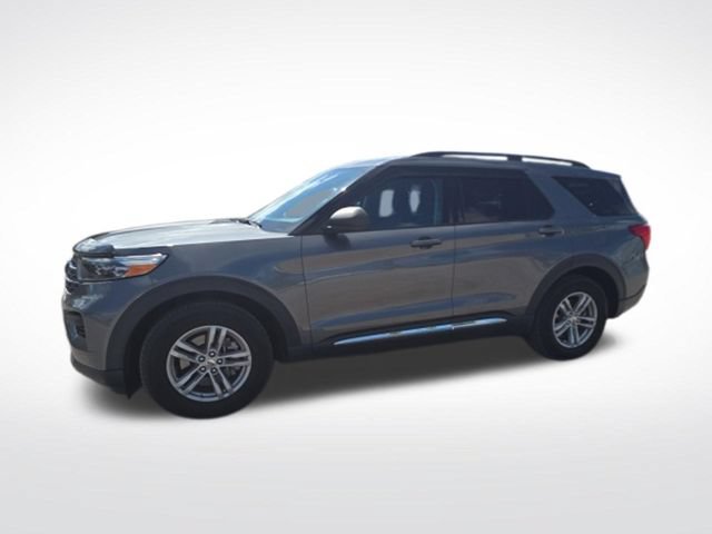 Certified 2024 Ford Explorer XLT RWD image 5