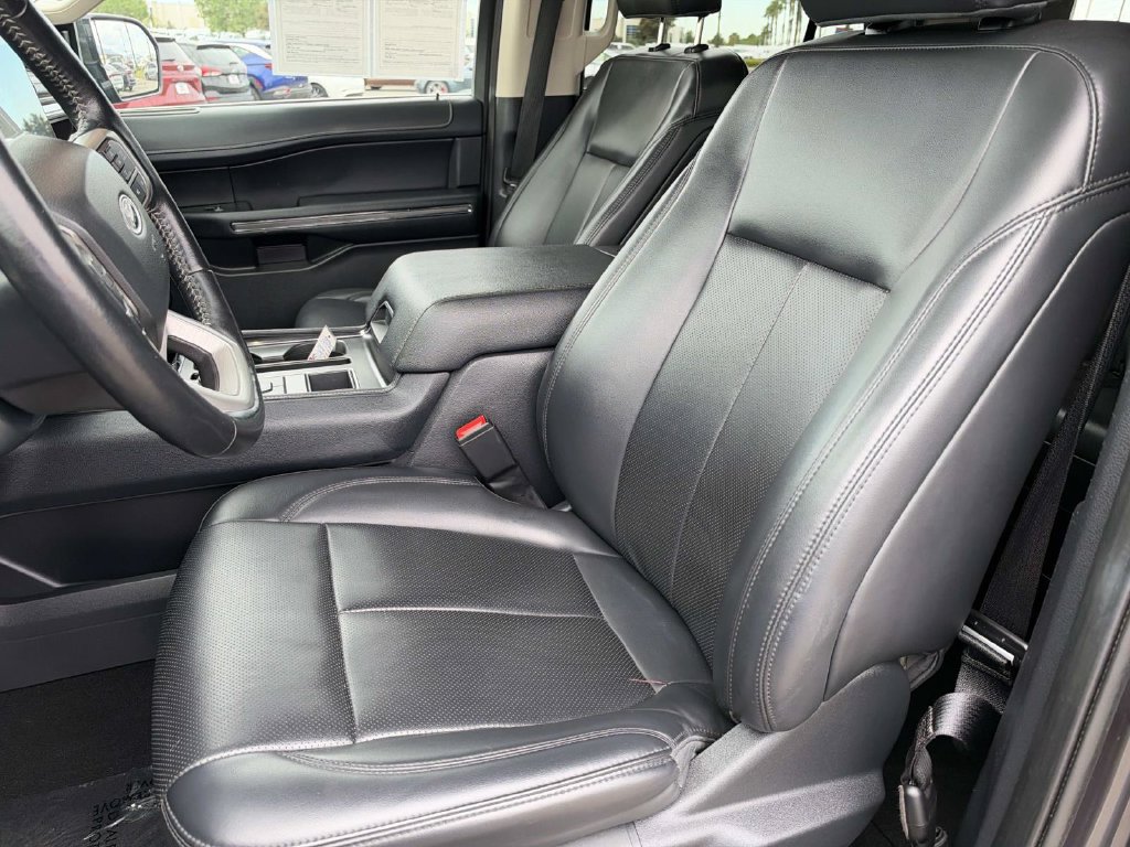 Certified 2024 Ford Expedition Max XLT RWD image 21
