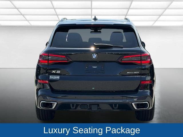Used 2022 BMW X5 xDrive40i w/ M Sport Package AWD/4WD image 13