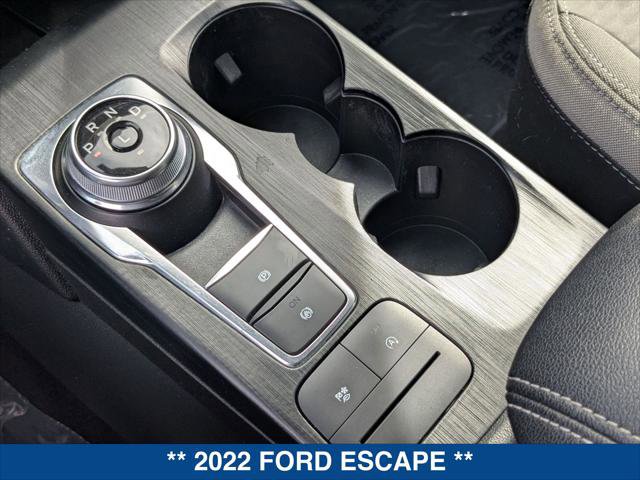 Certified 2022 Ford Escape SE w/ SE Sport Appearance Package image 19