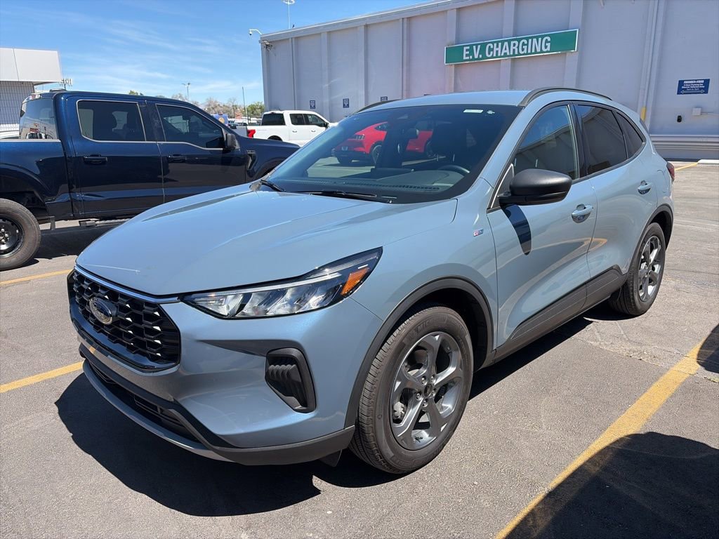 Certified 2025 Ford Escape ST-Line w/ Tech Pack #1 image 1